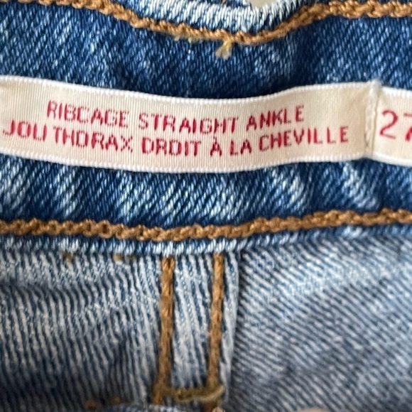 Levi's Premium Ribcage Straight Ankle Jean sold at Aritzia in Jive Tribe size 27 - Picture 12 of 16